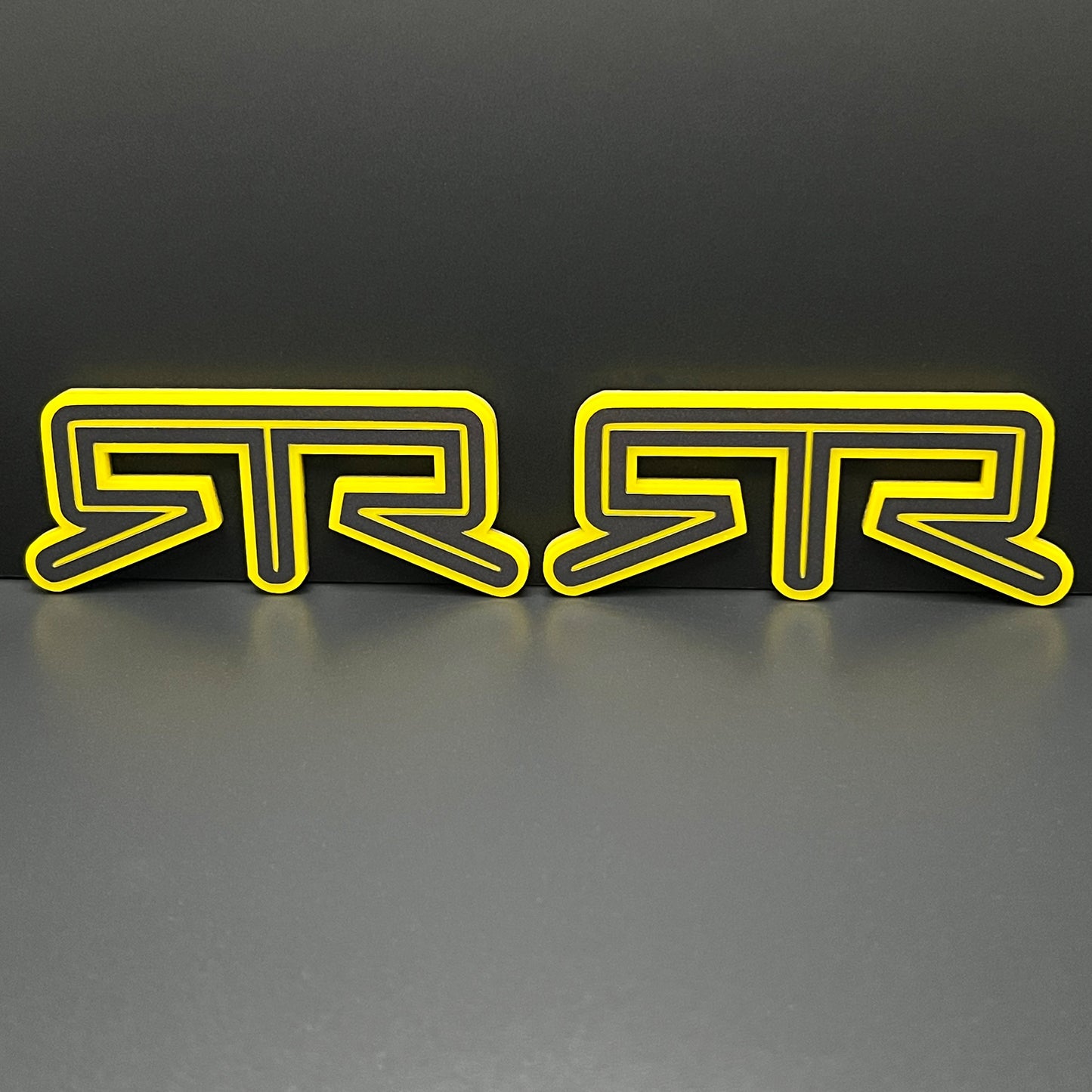 Pair (2) RTR Fender emblems fits 15-25 Ford Mustang Badge