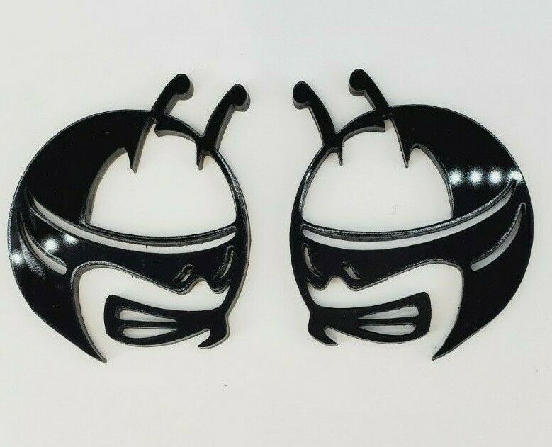 FMSgear black Scat Pack head emblems with stylized bee design for vehicle customization