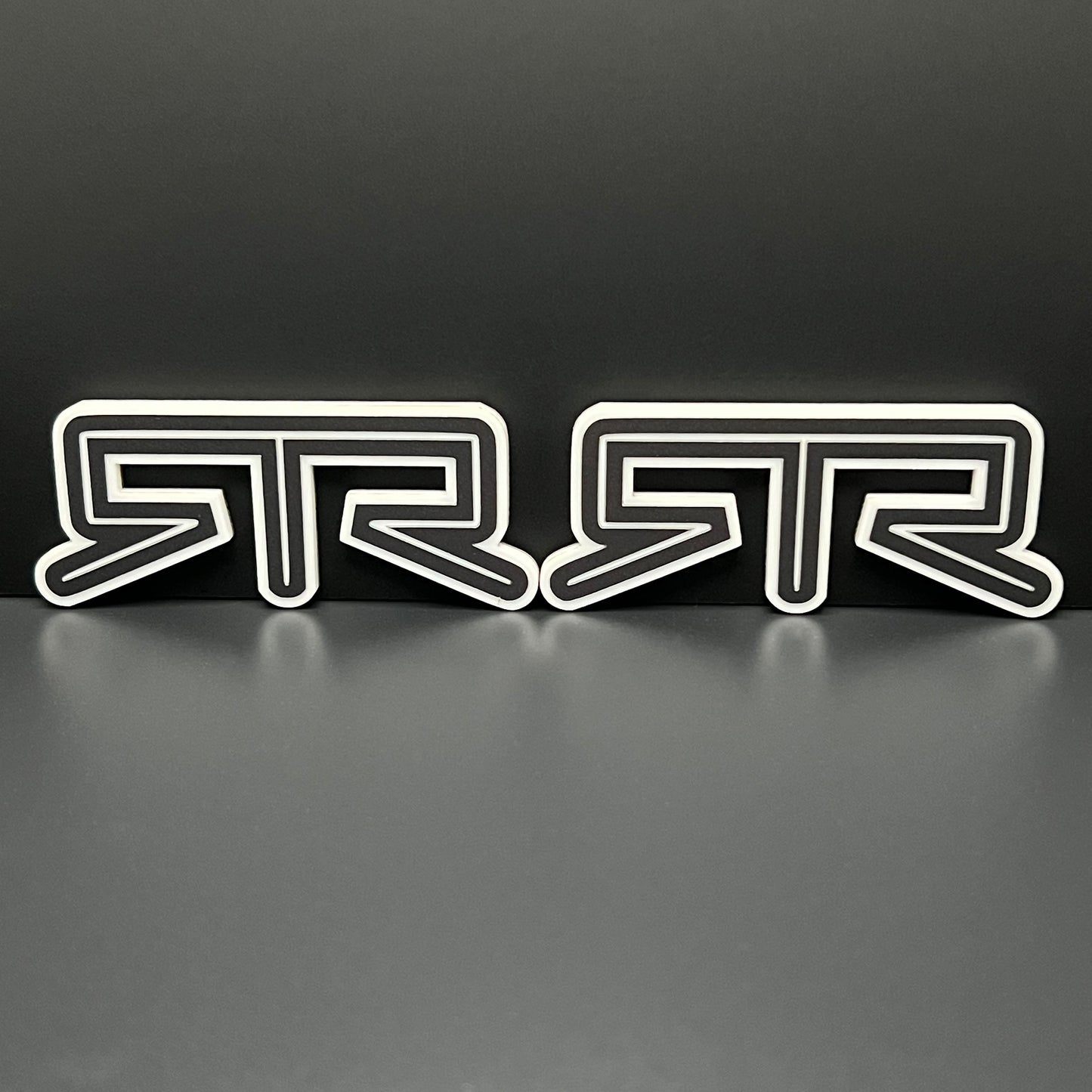 Pair (2) RTR Fender emblems fits 15-25 Ford Mustang Badge